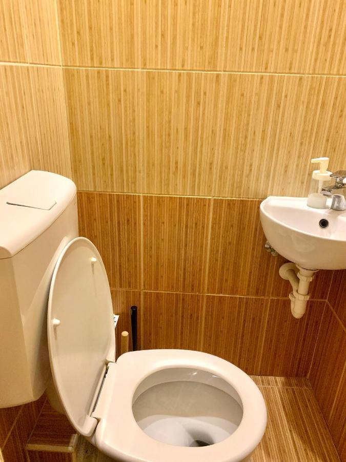 Jazzy Vibes Parliament Rooms And Ensuites Budapest Luaran gambar